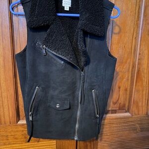 Black Shearling-Lined Women's Vest